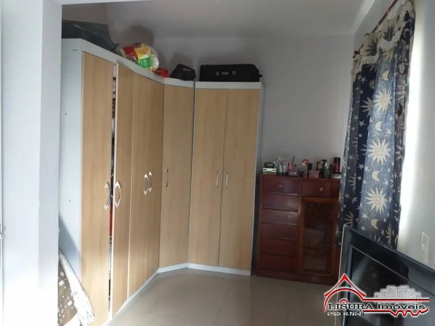 Foto 9 de Casa com 3 quartos à venda, 165m2 em Loteamento Villa Branca, Jacarei - SP