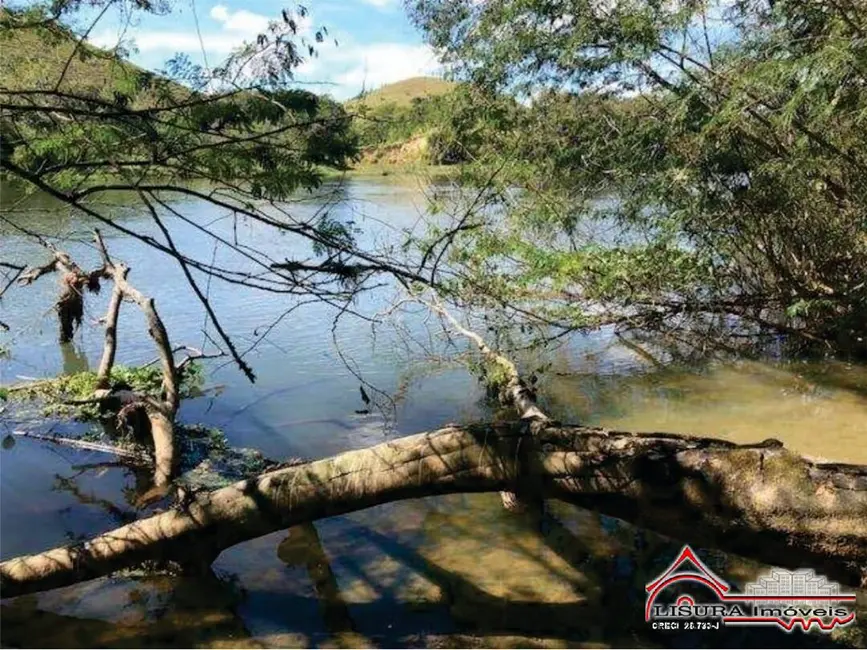 Foto 7 de Terreno / Lote à venda, 9800m2 em Santa Branca - SP