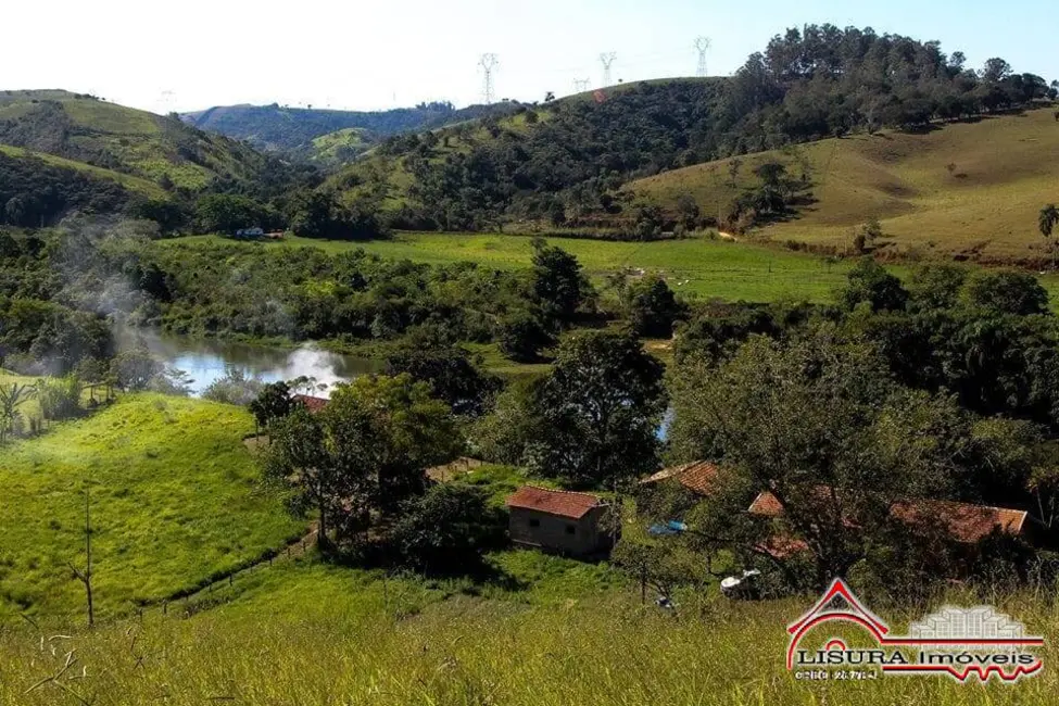Foto 5 de Terreno / Lote à venda, 9800m2 em Santa Branca - SP