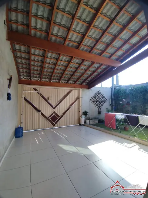 Foto 2 de Casa com 2 quartos à venda, 140m2 em Loteamento Villa Branca, Jacarei - SP