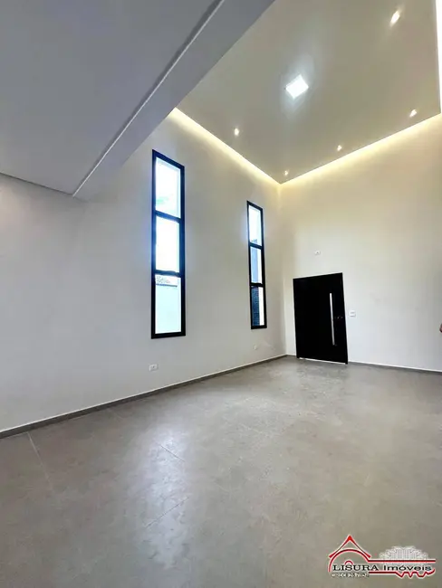 Foto 3 de Casa de Condomínio com 3 quartos à venda, 127m2 em Condomínio Residencial Fogaça, Jacarei - SP