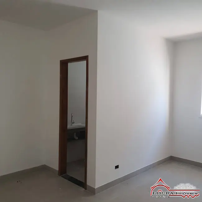 Foto 9 de Casa com 2 quartos à venda, 75m2 em Jacarei - SP