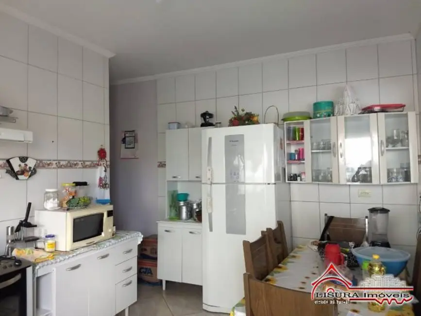 Casa com 2 quartos à venda, 155m2 em Jardim Alvorada, Jacarei - SP - imagem 7 Foto 7 de Casa com 2 quartos à venda, 155m2 em Jardim Alvorada, Jacarei - SP