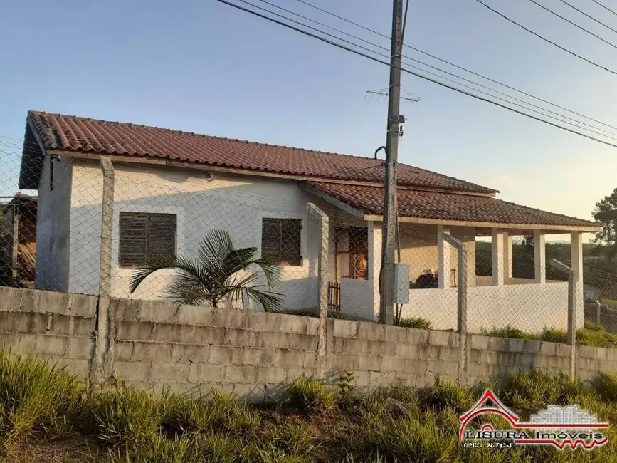 Foto 5 de Chácara com 3 quartos à venda, 156m2 em Chácaras Santa Maria, Jacarei - SP