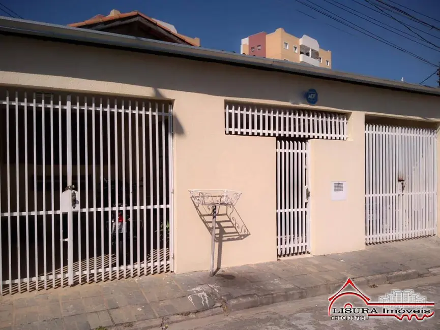 Foto 1 de Casa com 4 quartos à venda, 200m2 em Jardim Califórnia, Jacarei - SP