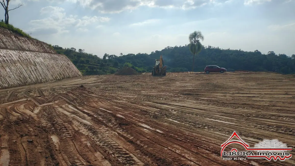 Foto 1 de Terreno / Lote à venda, 20434m2 em Guararema - SP