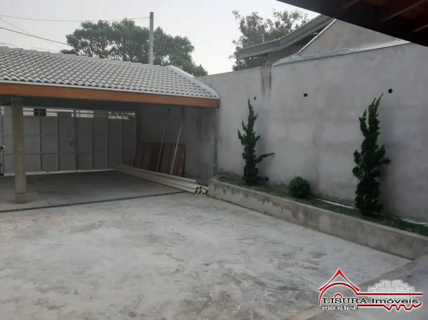 Foto 3 de Casa com 3 quartos à venda, 253m2 em Loteamento Villa Branca, Jacarei - SP