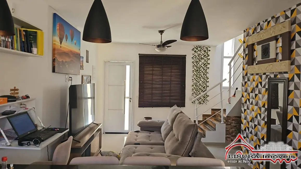 Foto 1 de Casa de Condomínio com 2 quartos à venda, 70m2 em Jacarei - SP