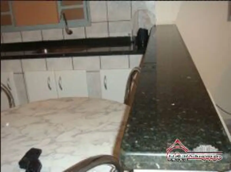Foto 1 de Casa com 2 quartos à venda, 100m2 em Parque Santo Antônio, Jacarei - SP