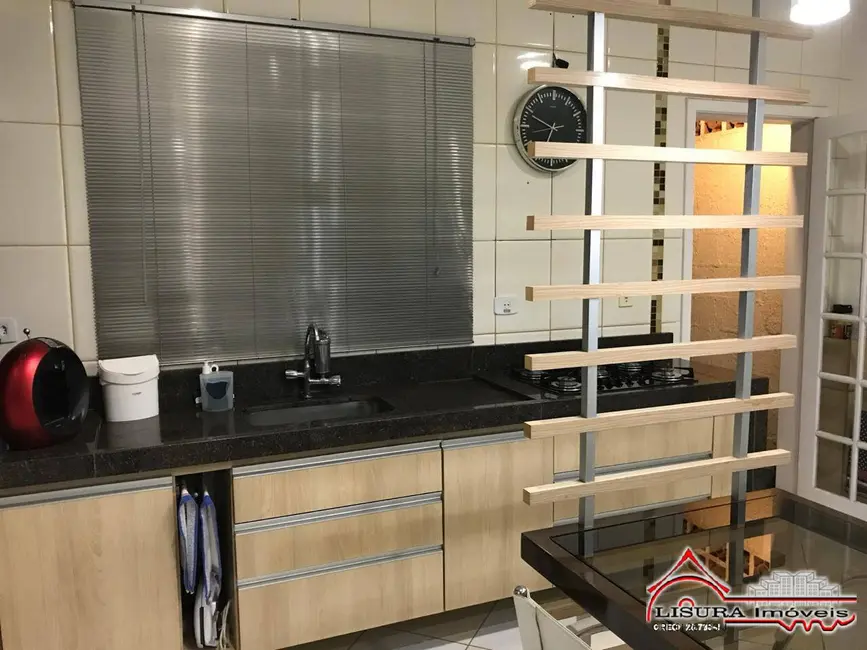 Foto 7 de Casa de Condomínio com 2 quartos à venda, 115m2 em Jardim Califórnia, Jacarei - SP