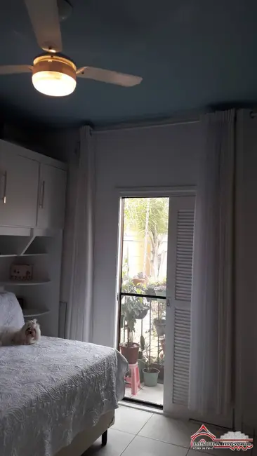 Foto 3 de Casa de Condomínio com 2 quartos à venda, 76m2 em Jardim Jacinto, Jacarei - SP