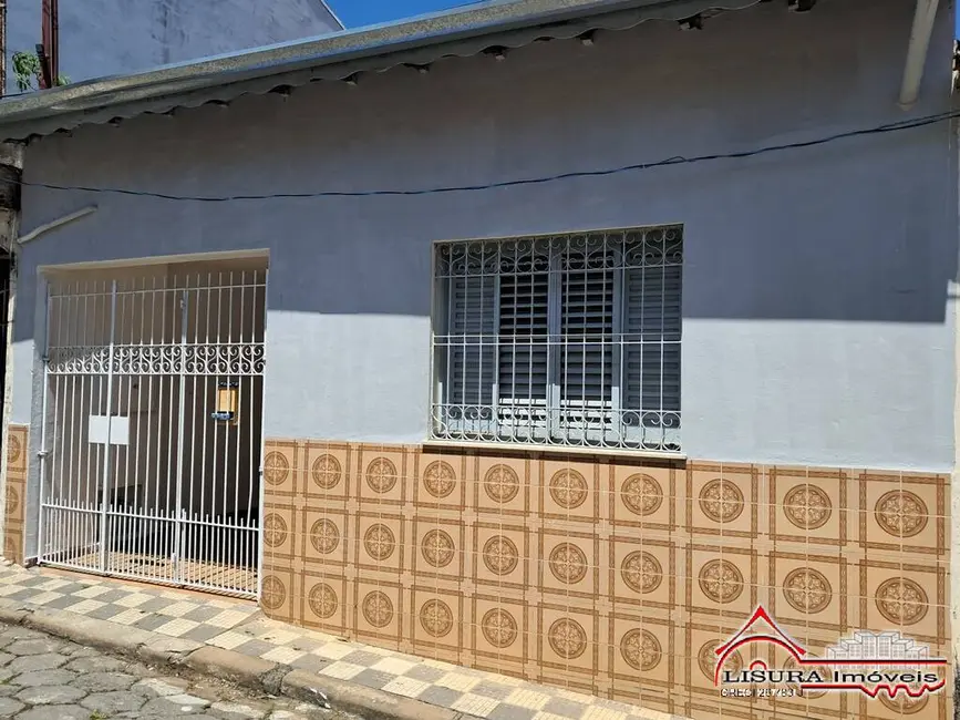 Foto 1 de Casa com 4 quartos à venda, 60m2 em Centro, Jacarei - SP