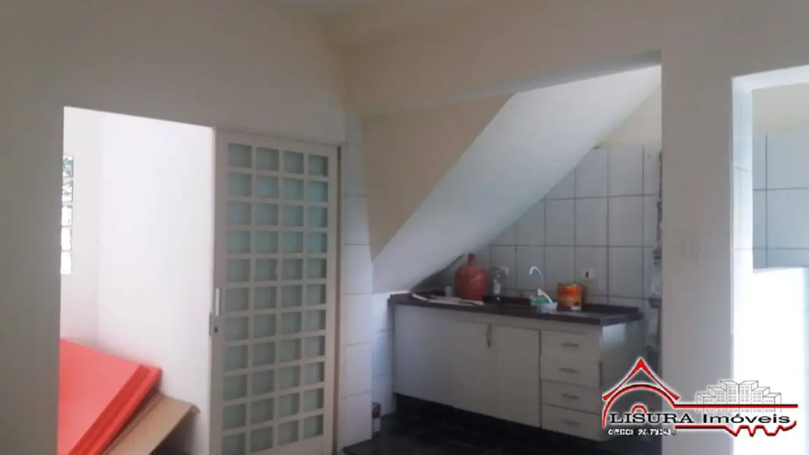 Foto 3 de Casa com 5 quartos à venda, 232m2 em Centro, Jacarei - SP