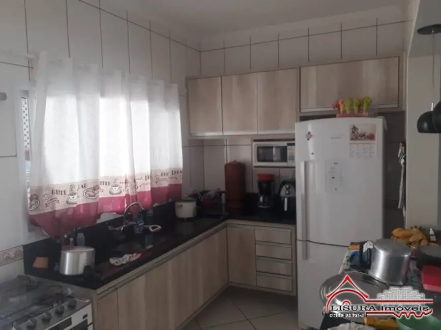 Foto 7 de Casa com 4 quartos à venda, 244m2 em Loteamento Villa Branca, Jacarei - SP