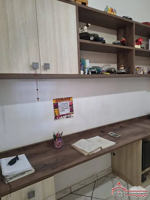 Foto 7 de Casa com 4 quartos à venda, 300m2 em Parque Santo Antônio, Jacarei - SP