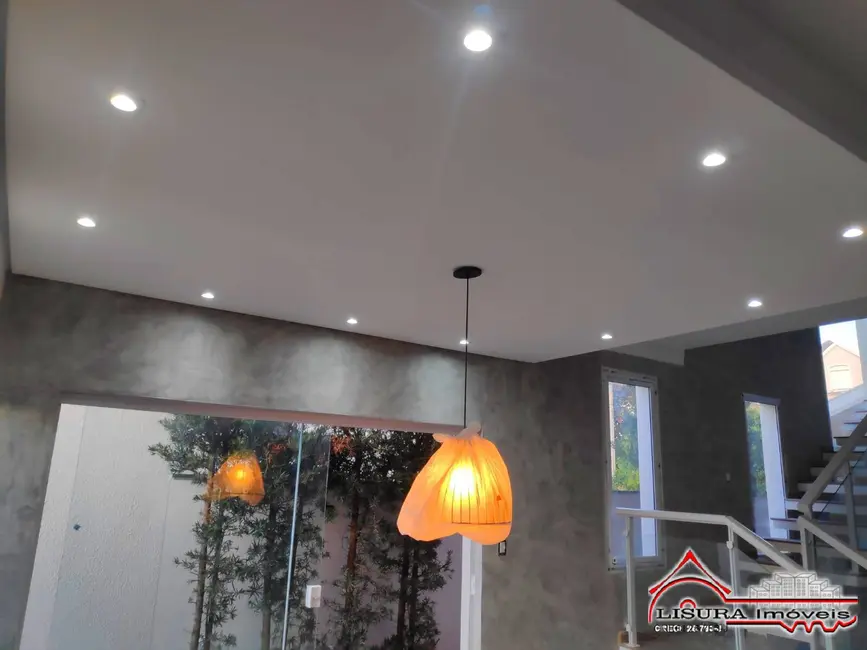 Foto 4 de Casa de Condomínio com 3 quartos à venda, 290m2 em Sao Jose Dos Campos - SP