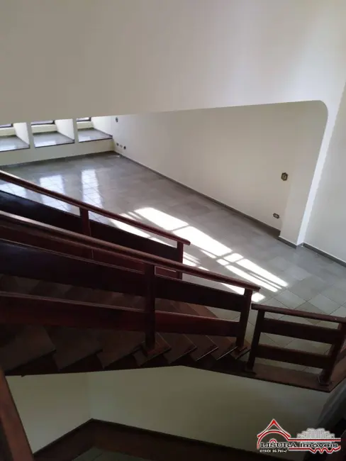 Foto 7 de Casa com 9 quartos para alugar, 600m2 em Centro, Jacarei - SP