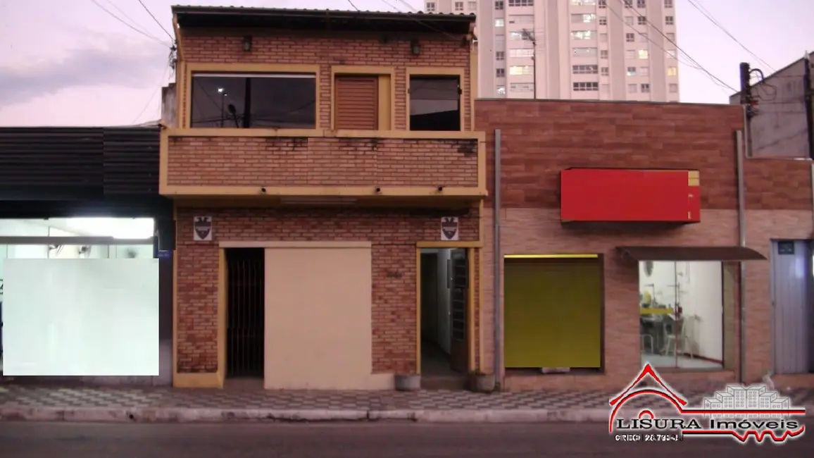 Foto 2 de Casa com 7 quartos à venda, 263m2 em Centro, Jacarei - SP