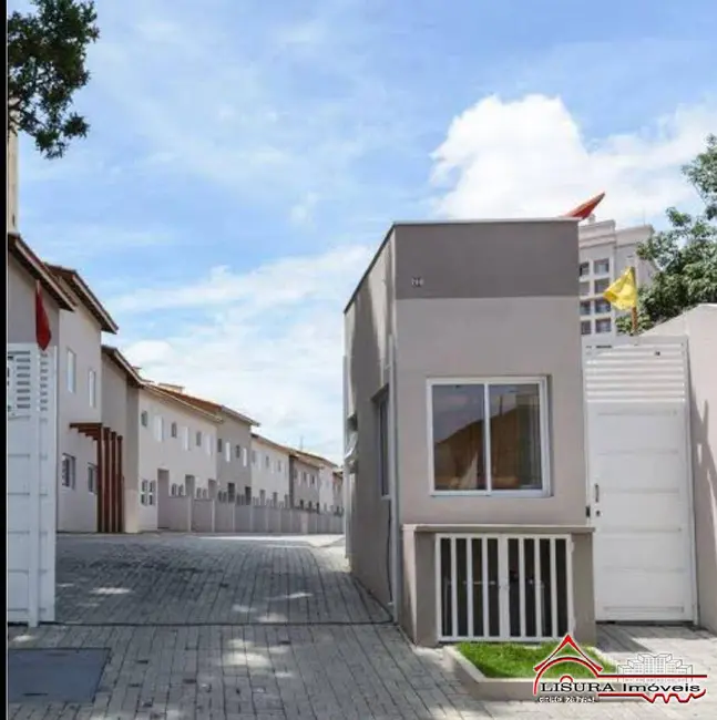 Casa de Condomínio com 2 quartos à venda, 92m2 em Centro, Jacarei - SP - imagem 1 Foto 1 de Casa de Condomínio com 2 quartos à venda, 92m2 em Centro, Jacarei - SP