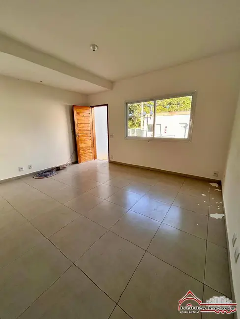 Foto 3 de Casa de Condomínio com 2 quartos à venda, 65m2 em Sao Jose Dos Campos - SP
