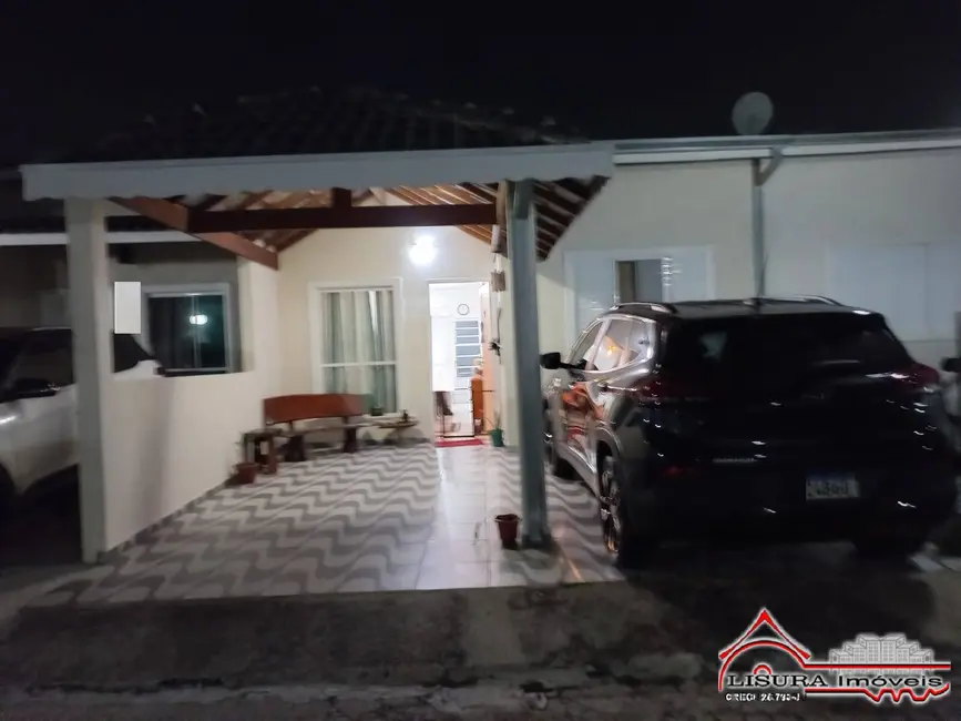 Foto 2 de Casa de Condomínio com 2 quartos para alugar, 58m2 em Cidade Salvador, Jacarei - SP