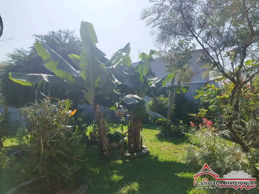 Foto 9 de Casa com 3 quartos à venda, 247m2 em Jardim Santa Maria, Jacarei - SP