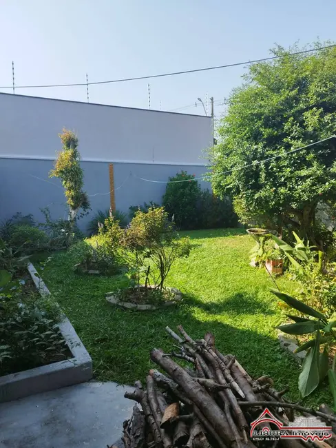 Foto 4 de Casa com 3 quartos à venda, 247m2 em Jardim Santa Maria, Jacarei - SP