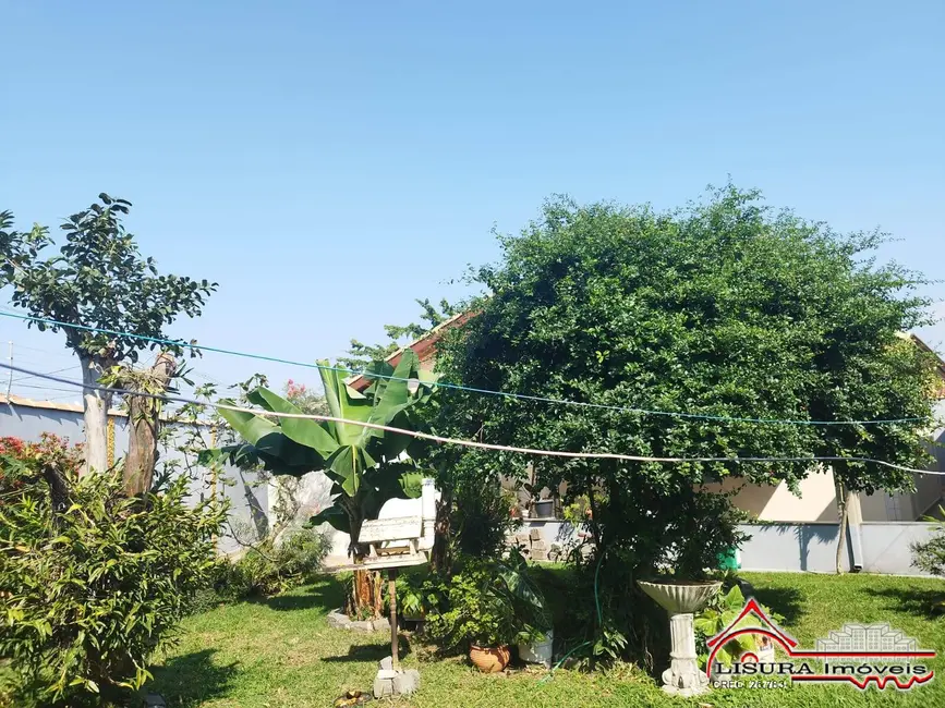 Foto 8 de Casa com 3 quartos à venda, 247m2 em Jardim Santa Maria, Jacarei - SP