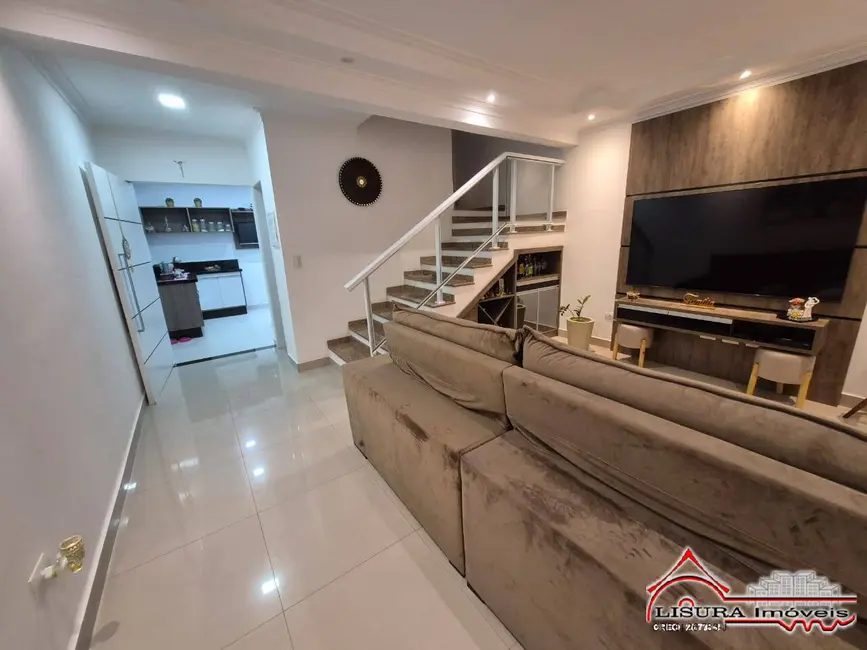 Foto 1 de Casa de Condomínio com 2 quartos à venda, 106m2 em Jardim Califórnia, Jacarei - SP