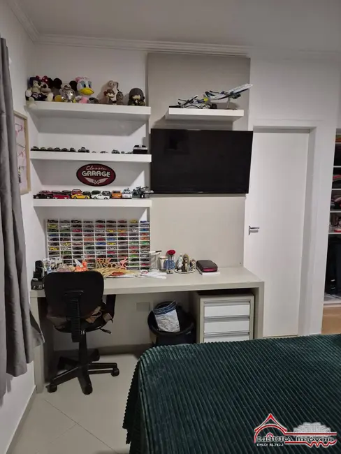 Foto 8 de Casa de Condomínio com 2 quartos à venda, 106m2 em Jardim Califórnia, Jacarei - SP