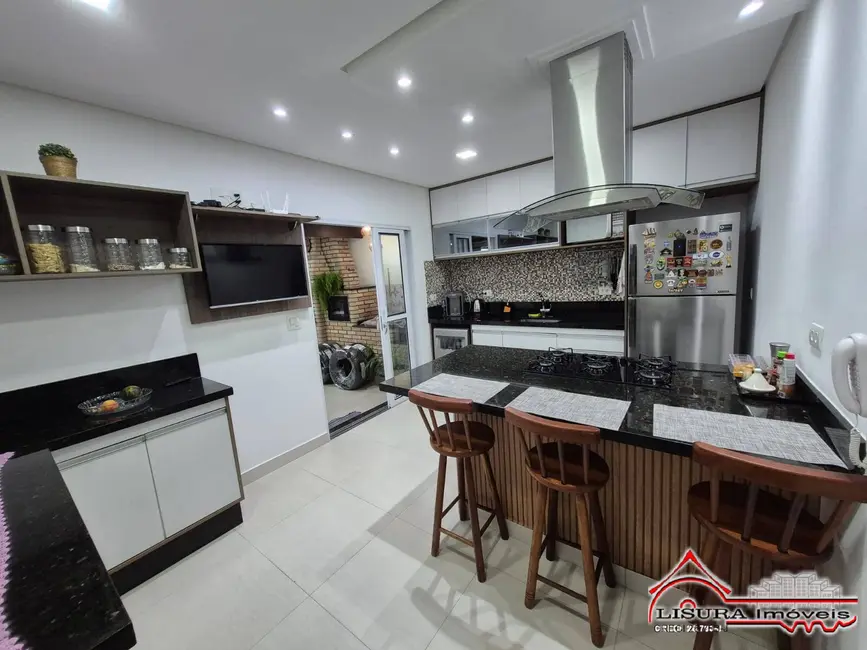 Foto 5 de Casa de Condomínio com 2 quartos à venda, 106m2 em Jardim Califórnia, Jacarei - SP