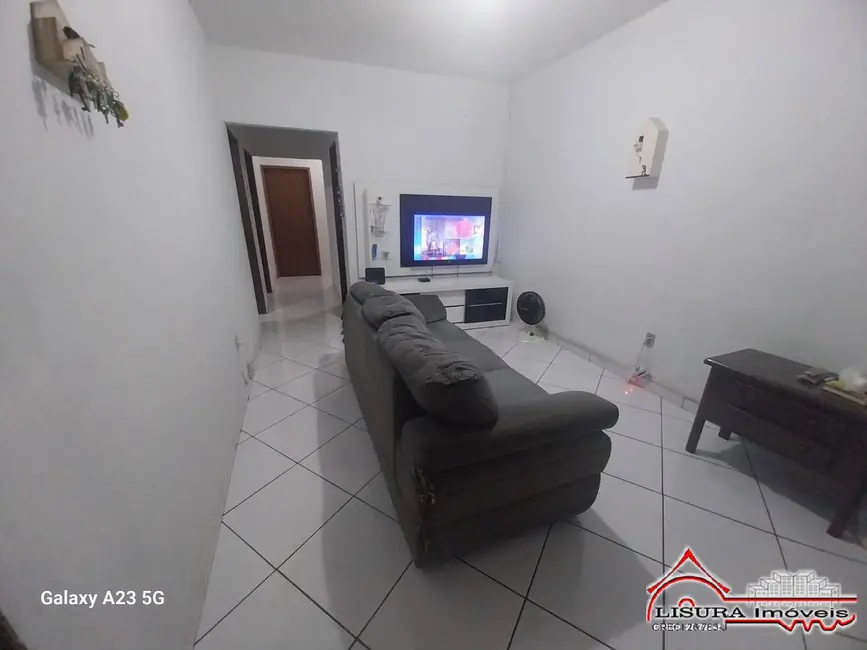 Foto 1 de Casa com 3 quartos à venda em Jardim Elza Maria, Jacarei - SP