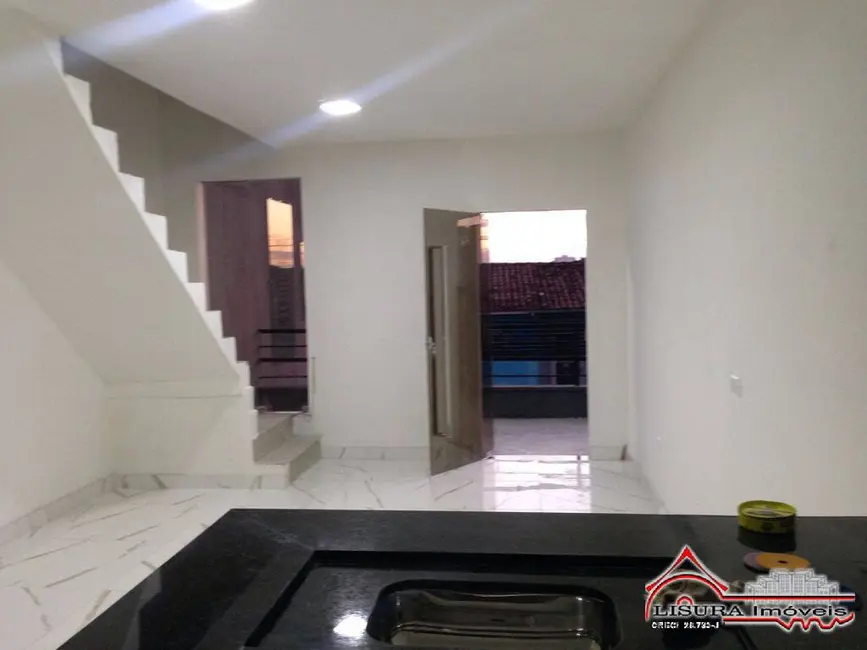 Foto 7 de Casa de Condomínio com 2 quartos à venda, 73m2 em Centro, Jacarei - SP