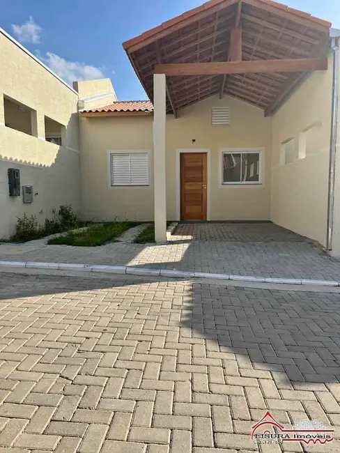 Foto 1 de Casa de Condomínio com 2 quartos à venda, 51m2 em Jardim Nova Esperança, Jacarei - SP