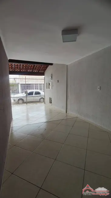 Foto 3 de Casa com 3 quartos à venda, 133m2 em Parque Brasil, Jacarei - SP