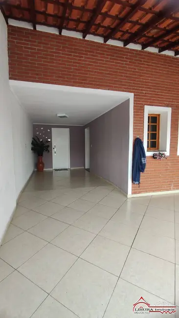 Foto 2 de Casa com 3 quartos à venda, 133m2 em Parque Brasil, Jacarei - SP