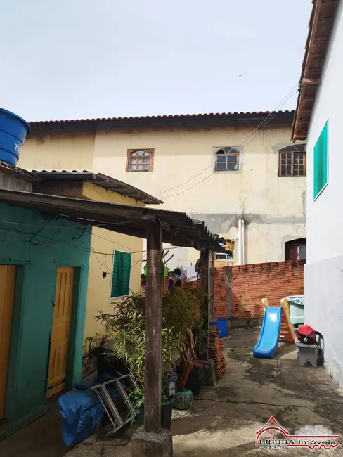 Foto 1 de Casa com 3 quartos à venda, 86m2 em Parque Santo Antônio, Jacarei - SP