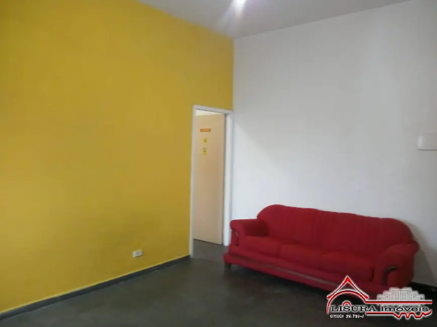 Foto 1 de Casa com 1 quarto para alugar, 40m2 em Centro, Jacarei - SP