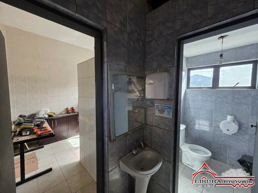 Armazém / Galpão para alugar, 450m2 em Jardim Emília, Jacarei - SP - imagem 9 Foto 9 de Armazém / Galpão para alugar, 450m2 em Jardim Emília, Jacarei - SP