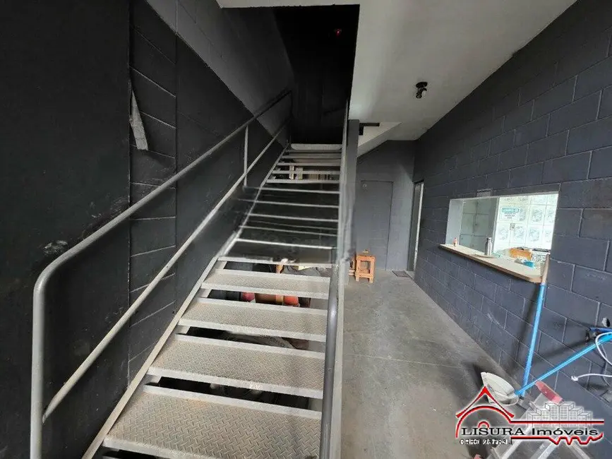 Armazém / Galpão para alugar, 450m2 em Jardim Emília, Jacarei - SP - imagem 8 Foto 8 de Armazém / Galpão para alugar, 450m2 em Jardim Emília, Jacarei - SP