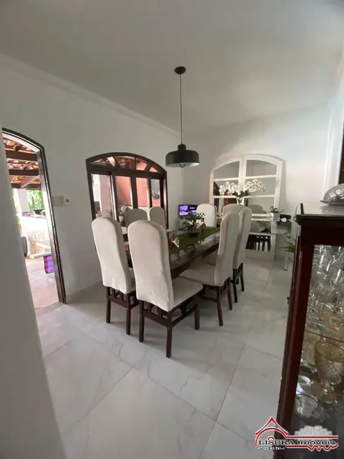 Foto 5 de Casa com 2 quartos à venda, 202m2 em Vila Formosa, Jacarei - SP