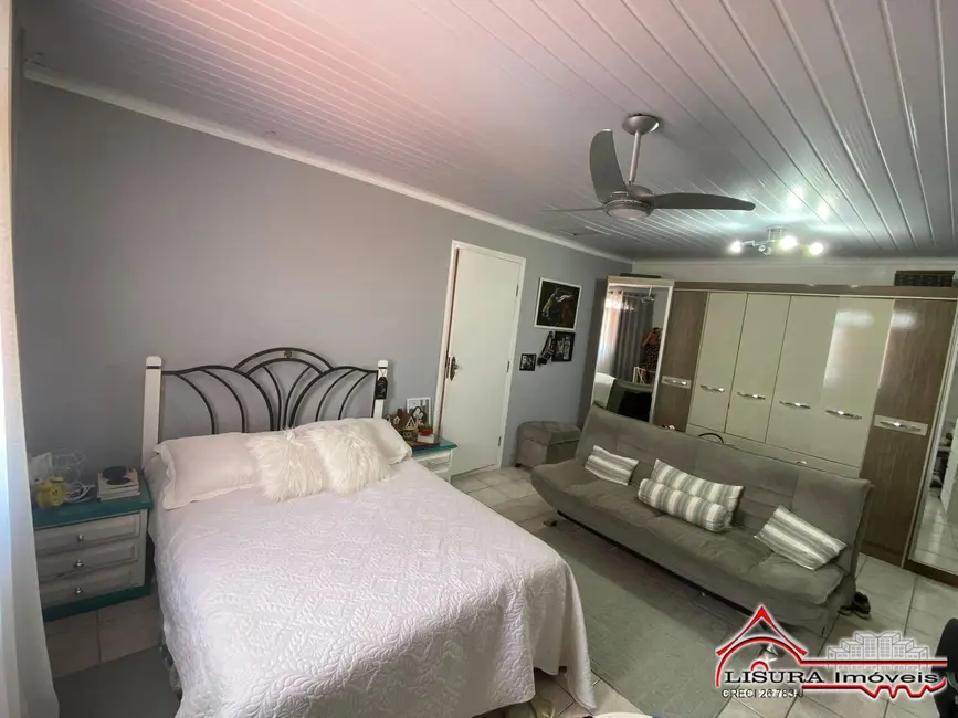 Foto 9 de Casa com 2 quartos à venda, 202m2 em Vila Formosa, Jacarei - SP