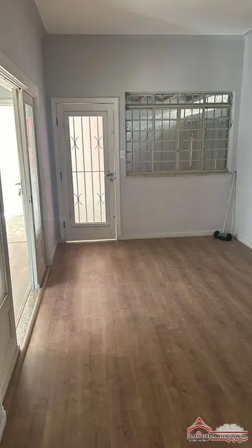 Sala Comercial com 3 quartos para alugar em Centro, Jacarei - SP - imagem 4 Foto 4 de Sala Comercial com 3 quartos para alugar em Centro, Jacarei - SP