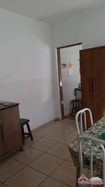Foto 3 de Casa com 1 quarto à venda, 130m2 em Jardim Colinas, Jacarei - SP