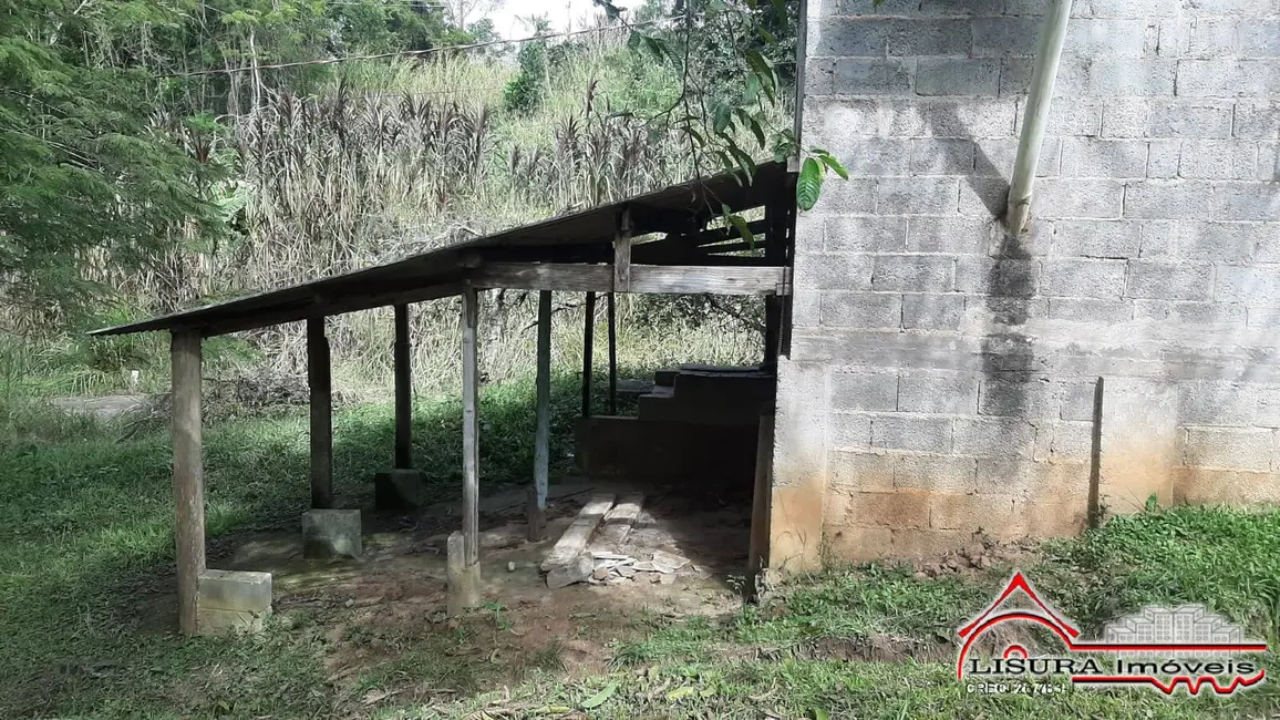 Chácara com 1 quarto à venda, 600m2 em Guararema - SP - imagem 3 Foto 3 de Chácara com 1 quarto à venda, 600m2 em Guararema - SP
