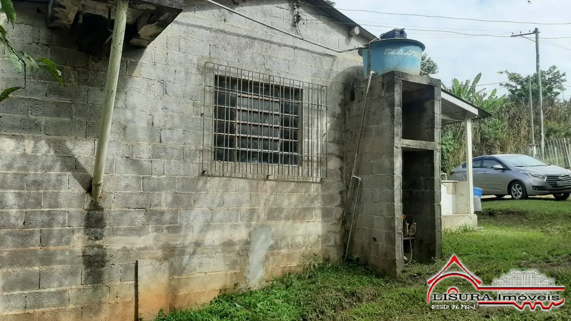 Chácara com 1 quarto à venda, 600m2 em Guararema - SP - imagem 2 Foto 2 de Chácara com 1 quarto à venda, 600m2 em Guararema - SP