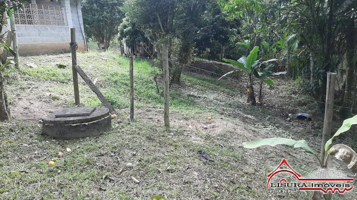 Chácara com 1 quarto à venda, 600m2 em Guararema - SP - imagem 4 Foto 4 de Chácara com 1 quarto à venda, 600m2 em Guararema - SP