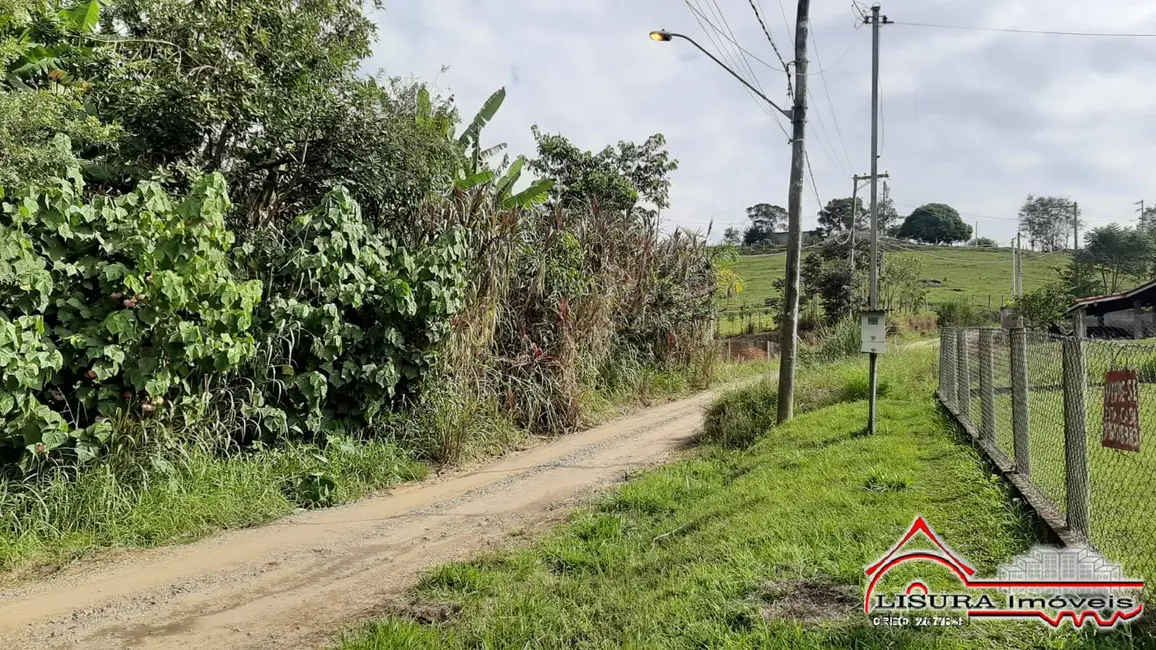 Chácara com 1 quarto à venda, 600m2 em Guararema - SP - imagem 2 Foto 2 de Chácara com 1 quarto à venda, 600m2 em Guararema - SP