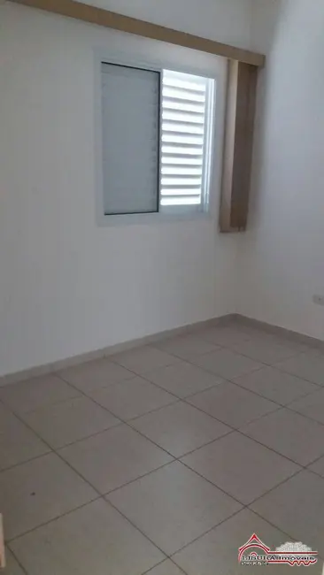 Apartamento com 3 quartos para alugar, 87m2 em Centro, Jacarei - SP - imagem 9 Foto 9 de Apartamento com 3 quartos para alugar, 87m2 em Centro, Jacarei - SP