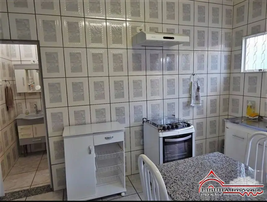 Foto 6 de Casa com 2 quartos à venda, 79m2 em Centro, Jacarei - SP